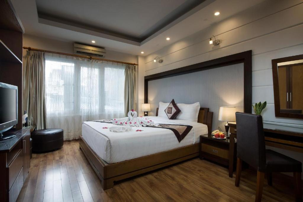 Splendid Khách sạn 4*